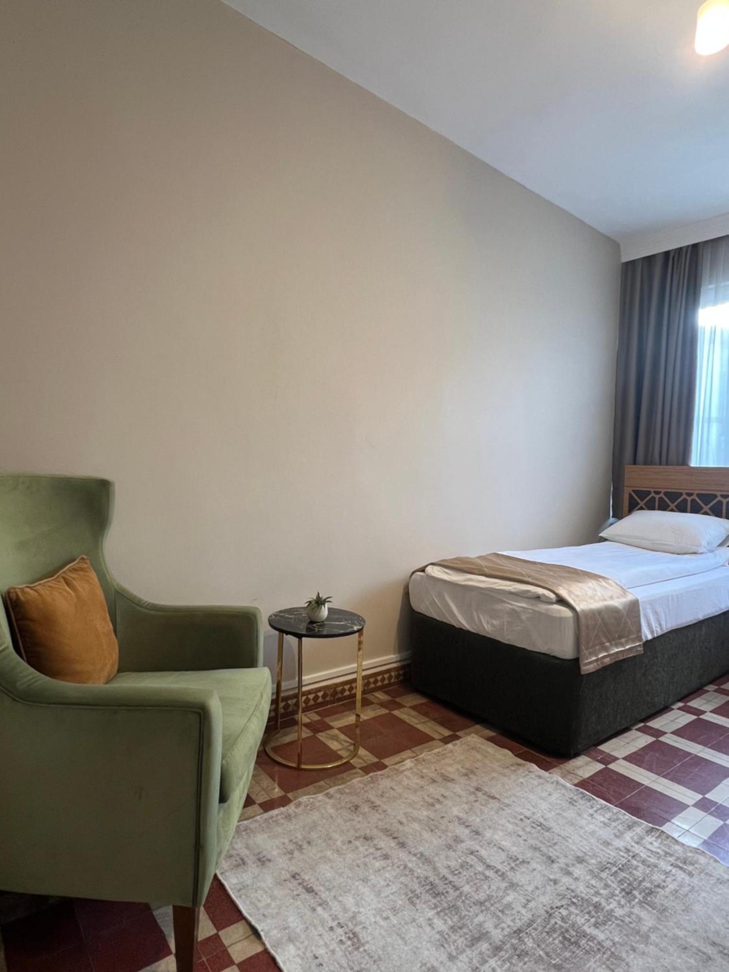 Findik Palas Otel Istanbul Exterior photo